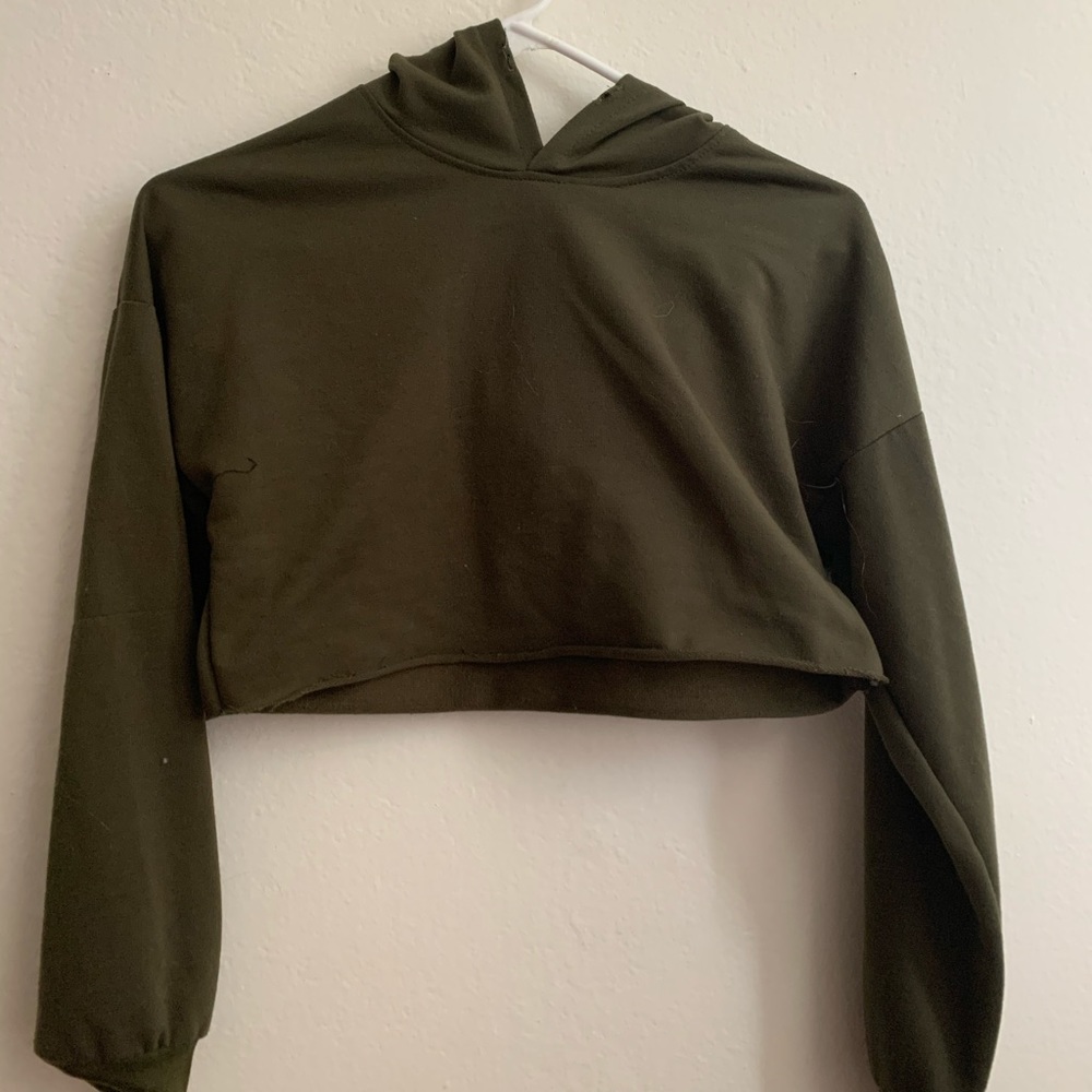 Crop top long sleeve sweater